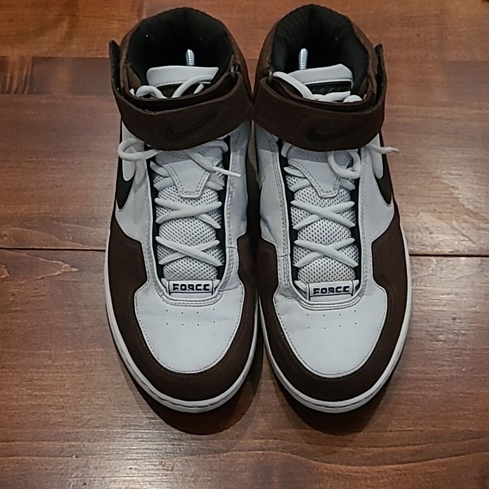 Nike White, Brown & Black High-Top Athletic Sneakers